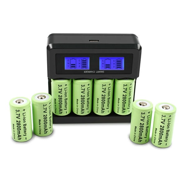 Batteria CR123A /16340 Ricaricabile e Caricabatterie Lcd