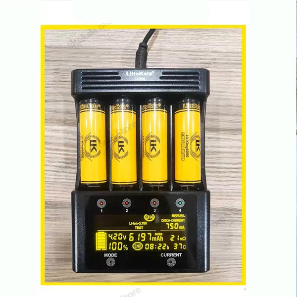21700 Batteria 6000mAh 3.7V King batteria ricaricabile adatta per torcia elettrica